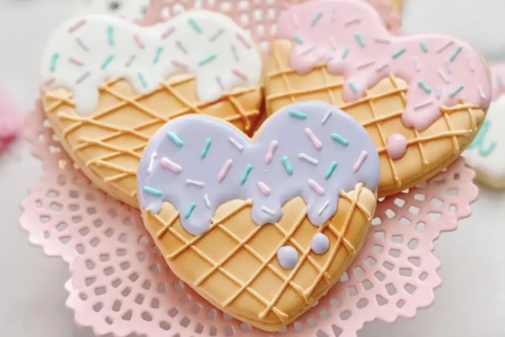decorating cookies 1